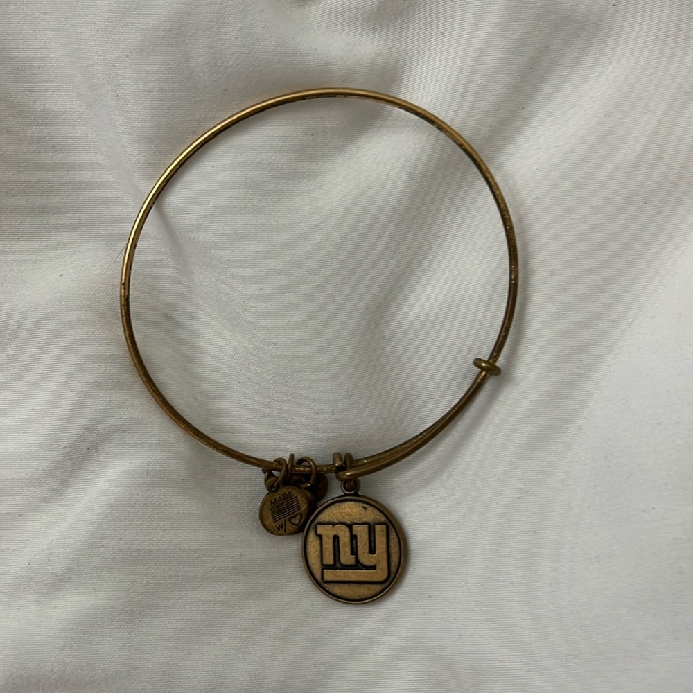EUC Alex & Ani NY Giants gold bangle